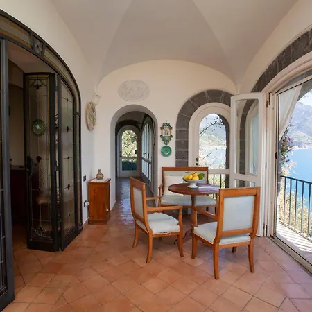 Villa Acqua Dolce *